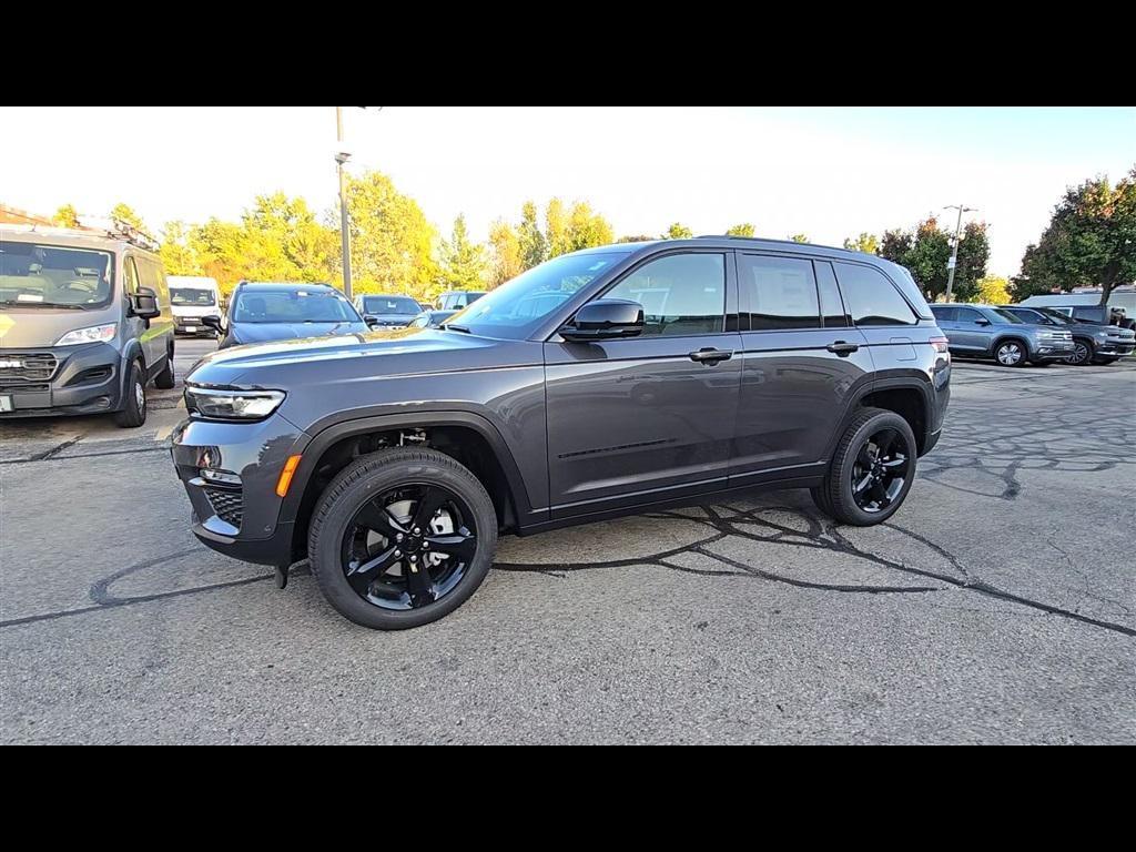new 2025 Jeep Grand Cherokee car, priced at $51,309