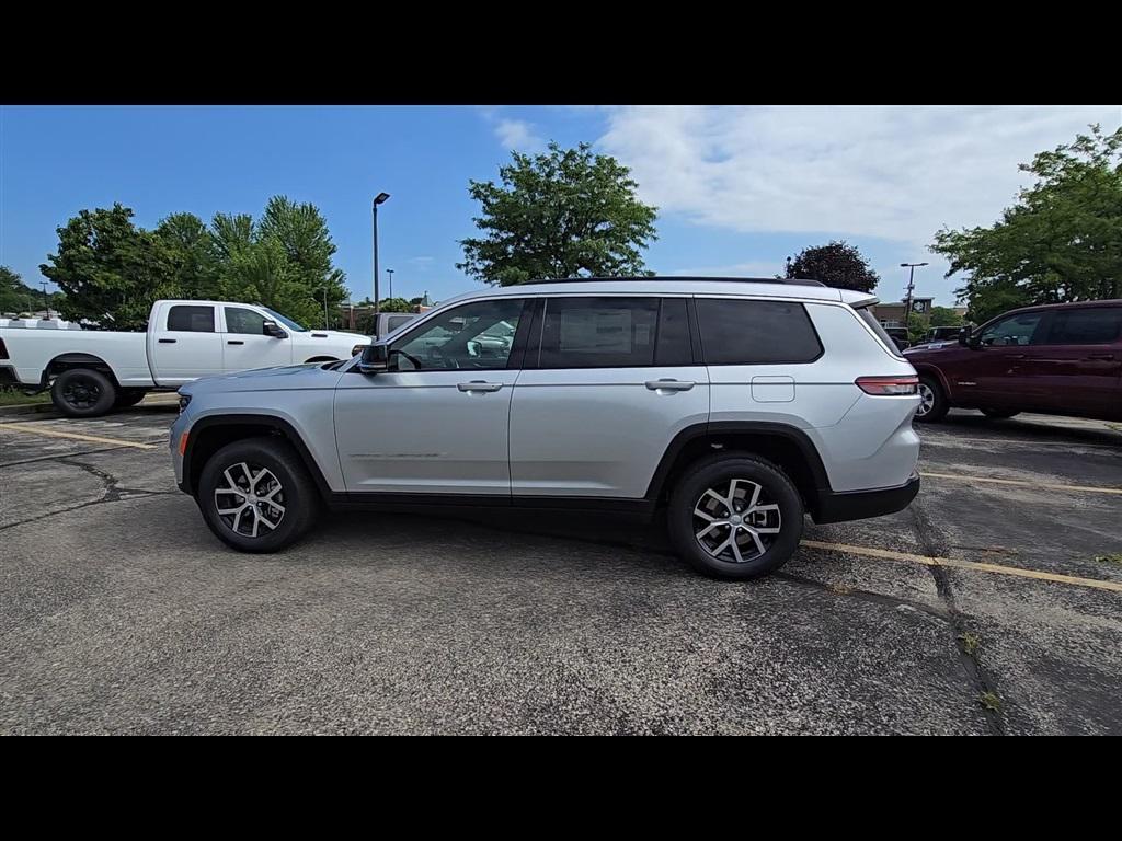new 2025 Jeep Grand Cherokee L car, priced at $45,030