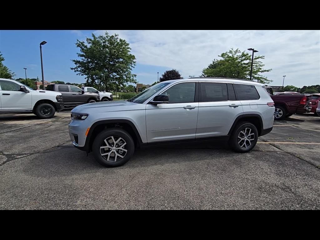 new 2025 Jeep Grand Cherokee L car, priced at $45,030