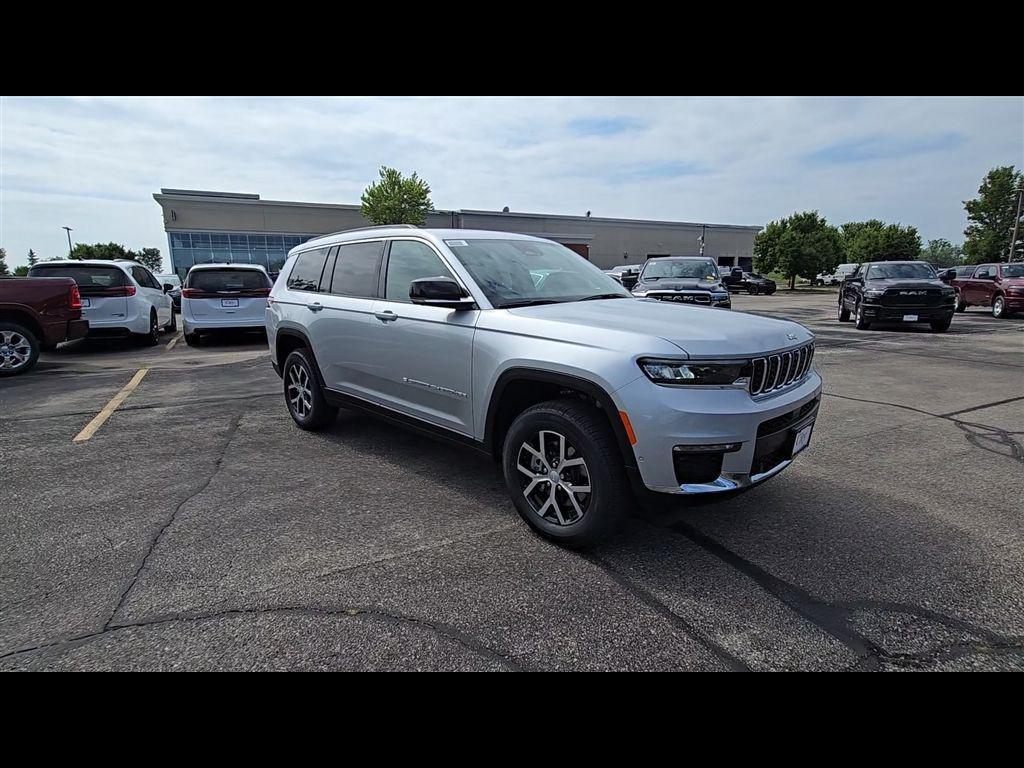 new 2025 Jeep Grand Cherokee L car, priced at $45,030