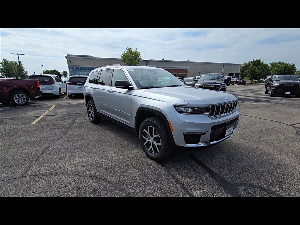 new 2025 Jeep Grand Cherokee L car, priced at $45,030