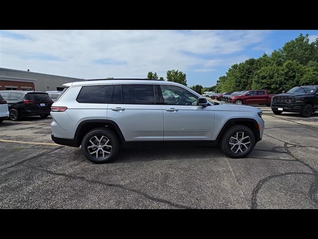 new 2025 Jeep Grand Cherokee L car, priced at $45,030