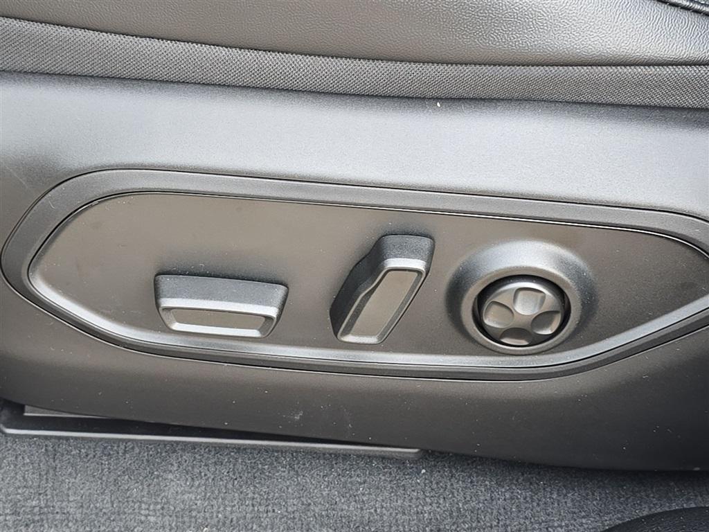 new 2025 Jeep Grand Cherokee L car, priced at $45,030