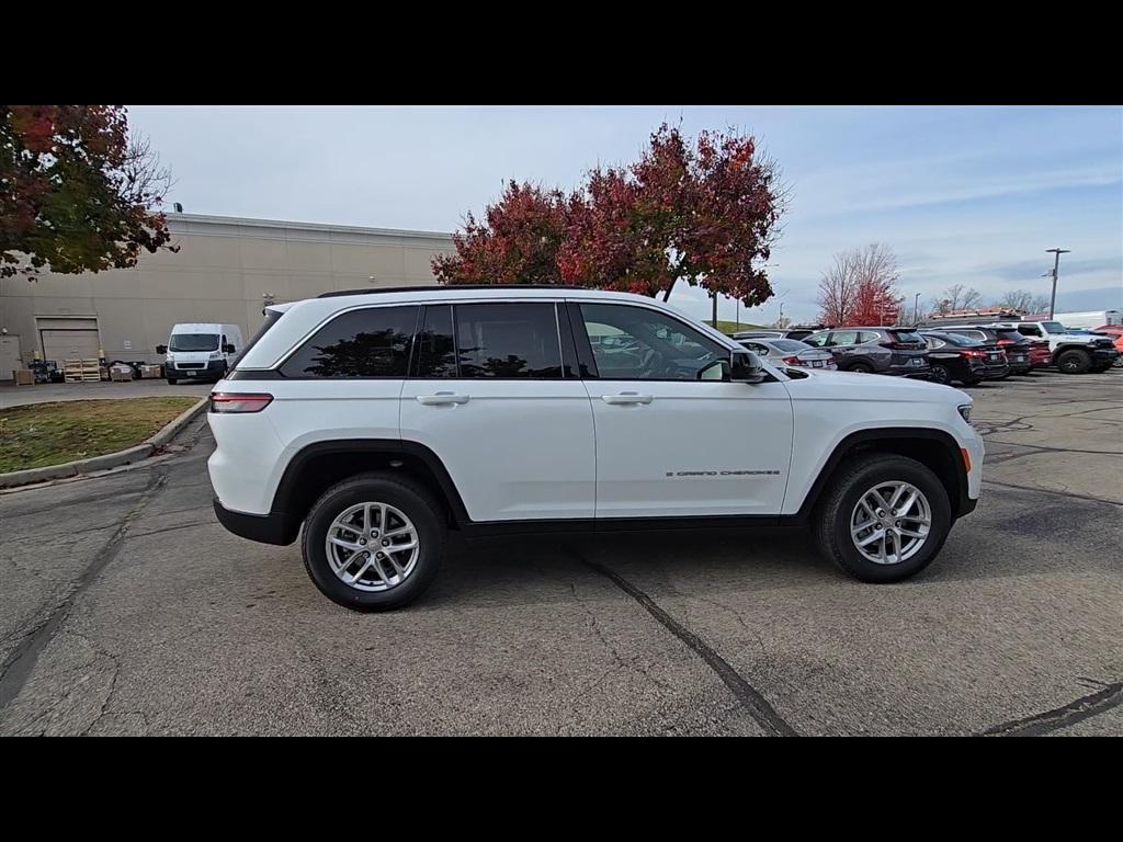 new 2025 Jeep Grand Cherokee car, priced at $38,365