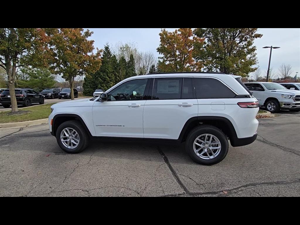 new 2025 Jeep Grand Cherokee car, priced at $38,365