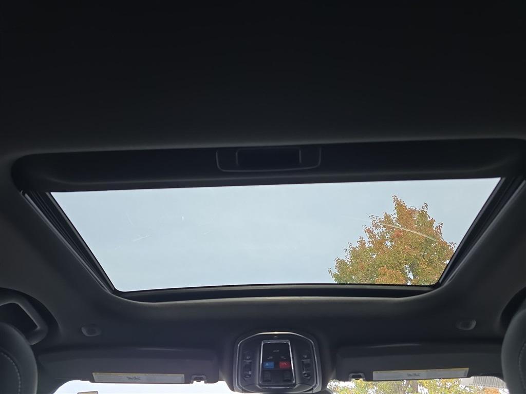 new 2025 Jeep Grand Cherokee car, priced at $38,365