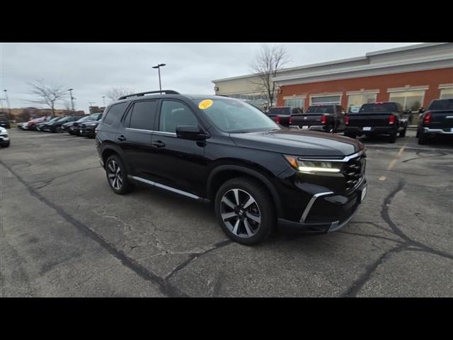 used 2023 Honda Pilot car, priced at $42,990