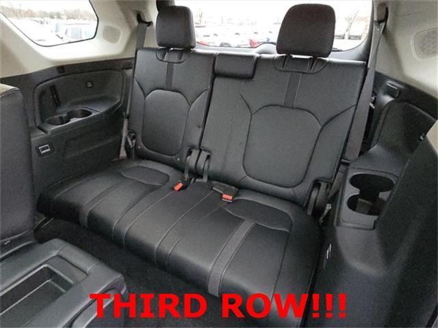 used 2023 Honda Pilot car, priced at $42,990