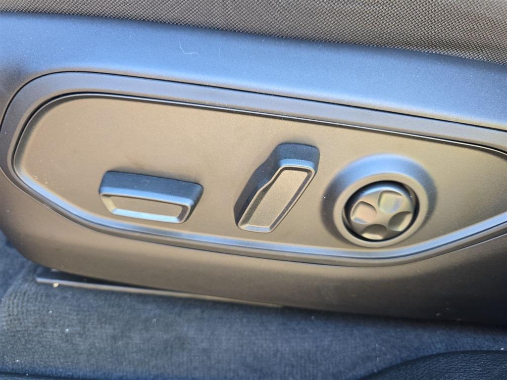 new 2025 Jeep Grand Cherokee L car, priced at $41,600