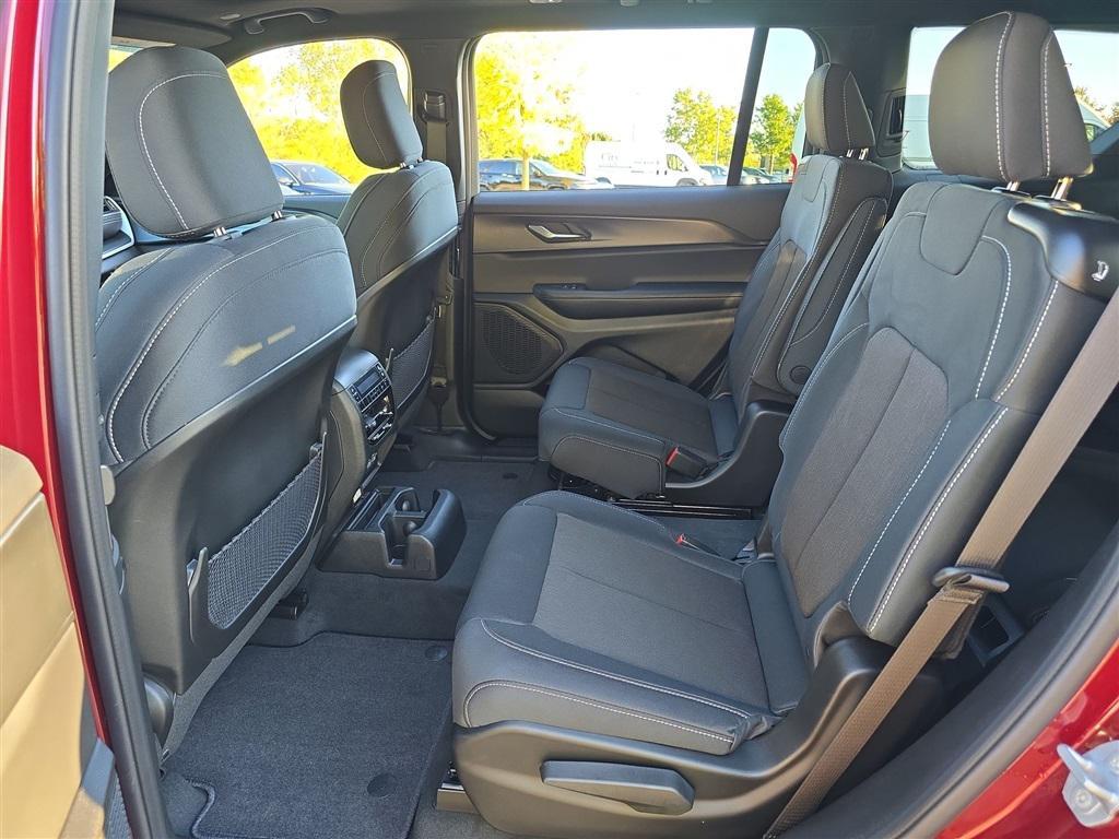 new 2025 Jeep Grand Cherokee L car, priced at $41,600