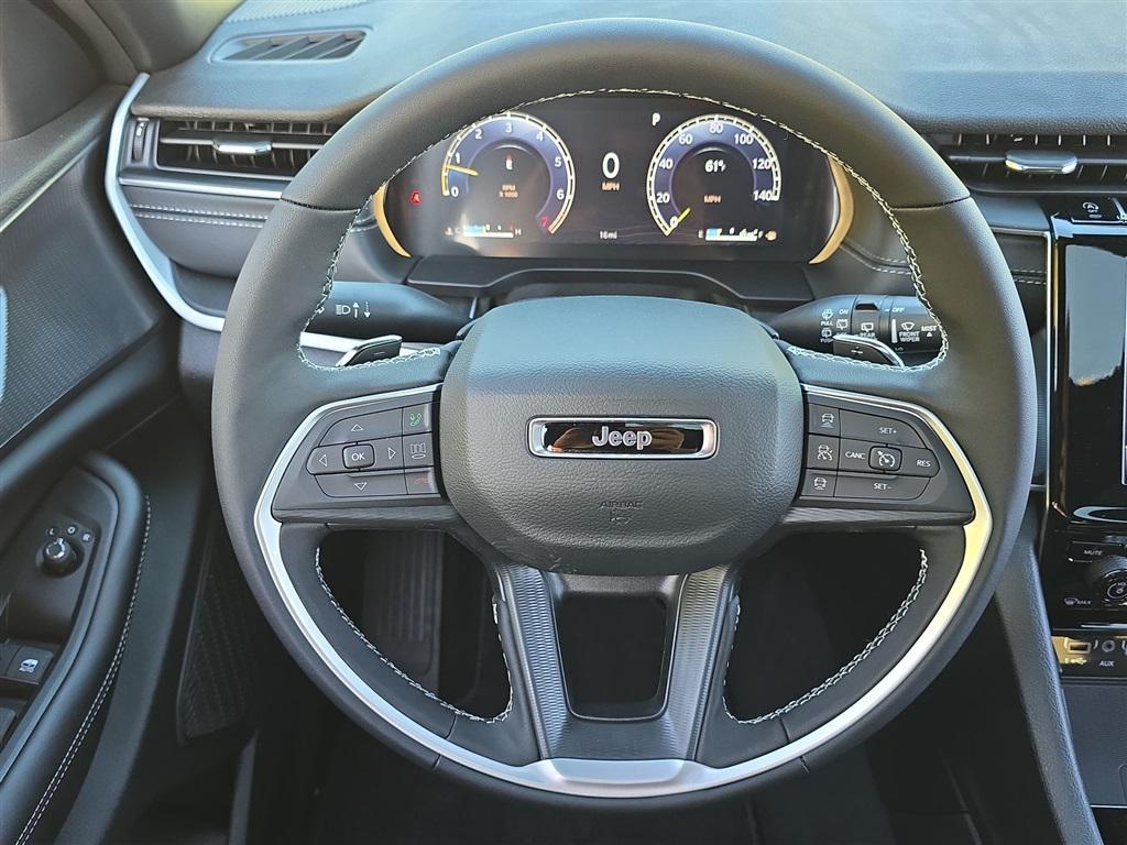 new 2025 Jeep Grand Cherokee L car, priced at $41,600