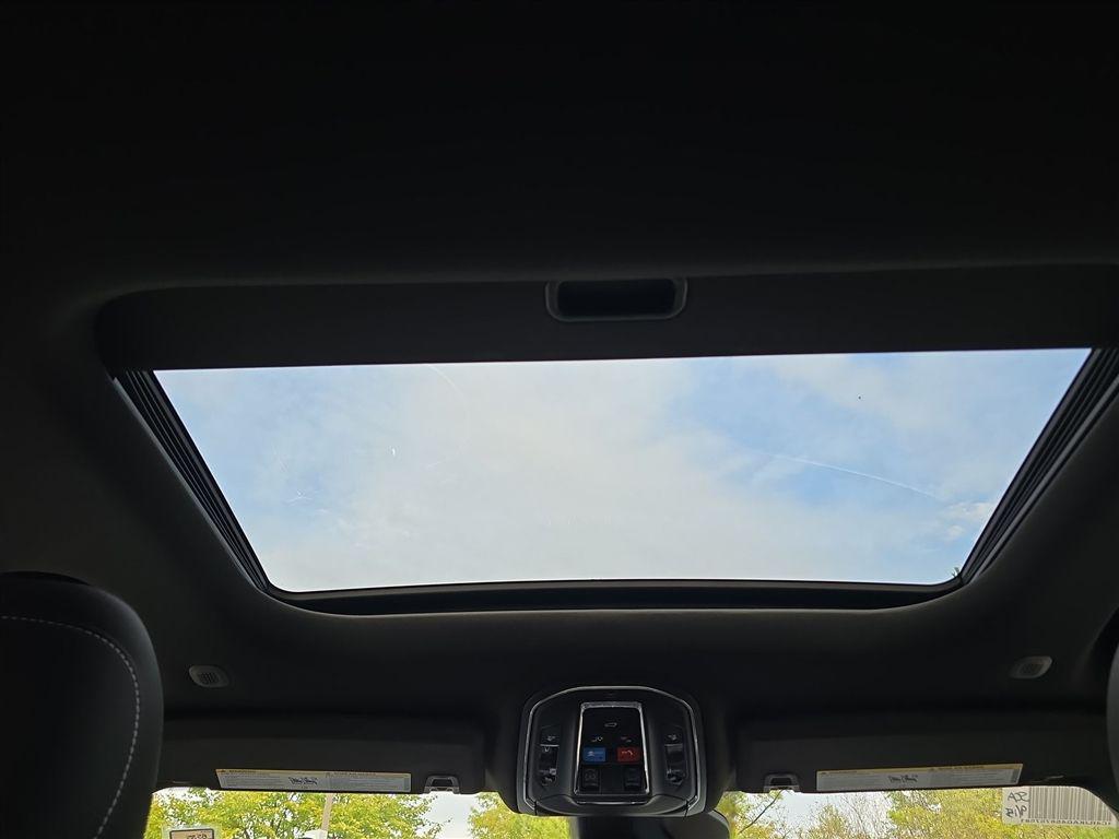 new 2025 Jeep Grand Cherokee L car, priced at $41,299