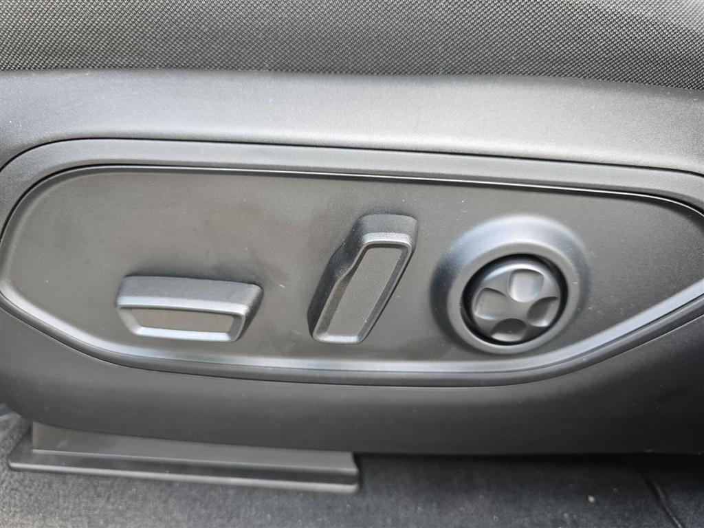 new 2025 Jeep Grand Cherokee L car, priced at $41,967