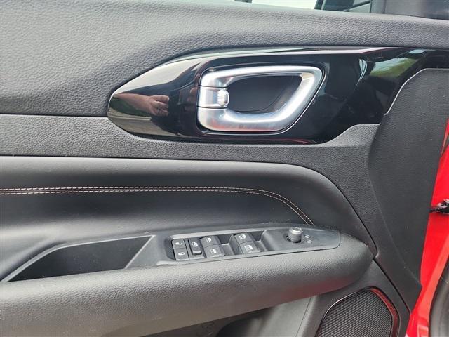 used 2022 Jeep Compass car, priced at $23,290