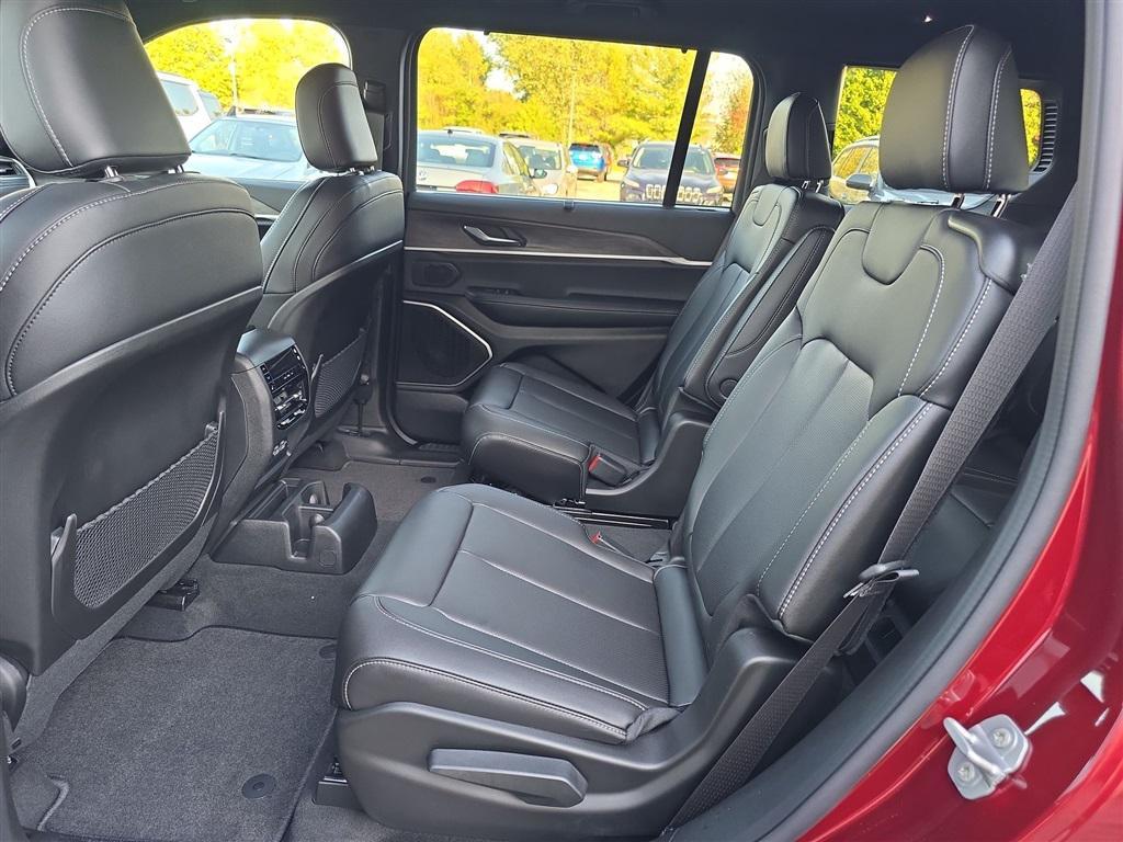 new 2025 Jeep Grand Cherokee L car, priced at $54,398