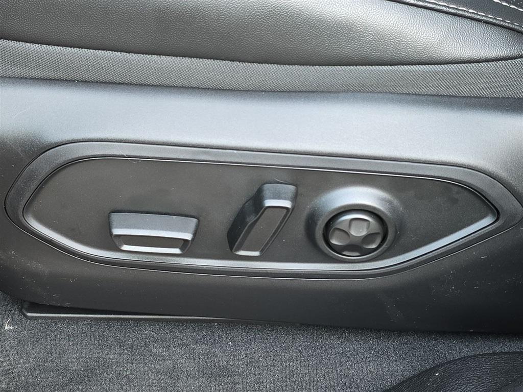 new 2025 Jeep Grand Cherokee L car, priced at $54,398