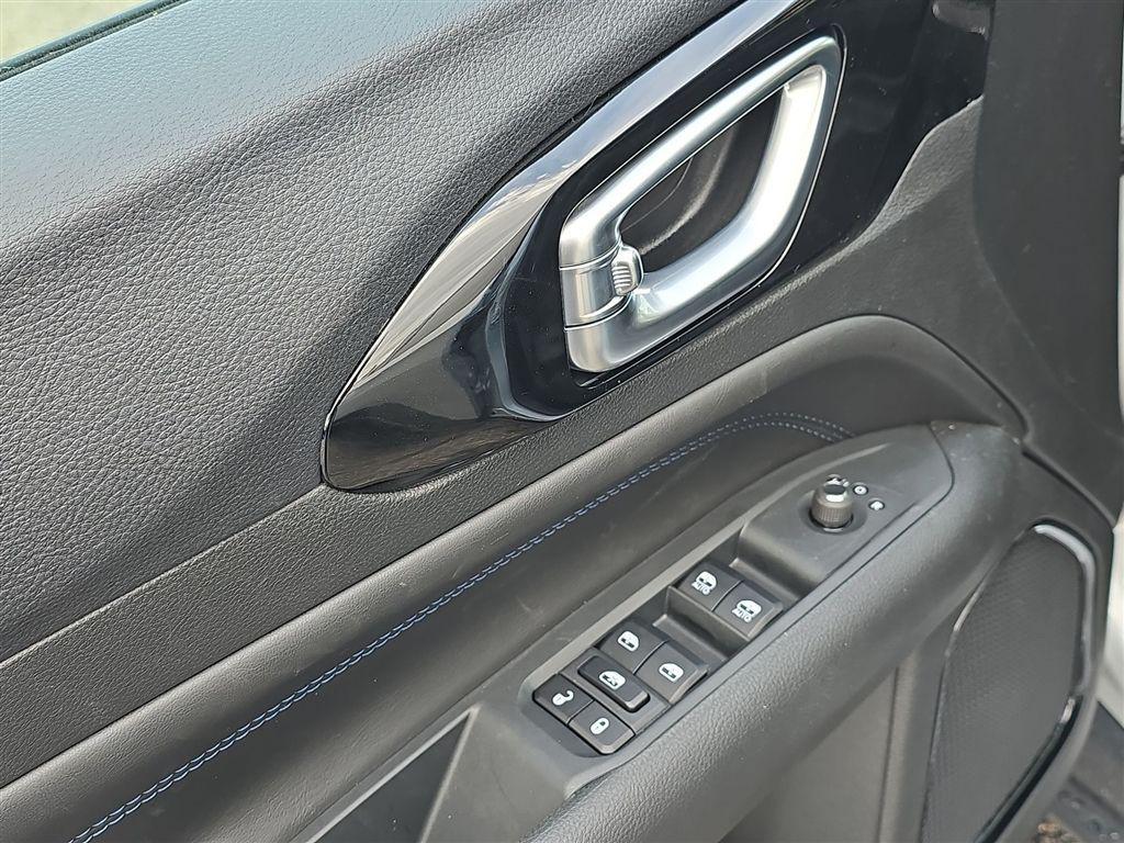 new 2026 Jeep Compass car, priced at $30,625