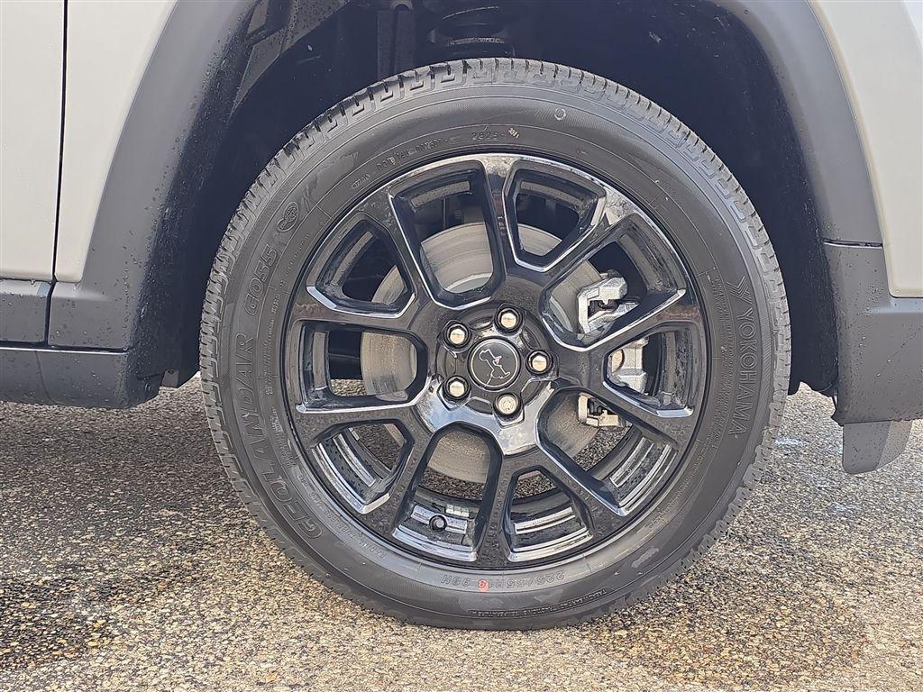 new 2026 Jeep Compass car, priced at $30,625