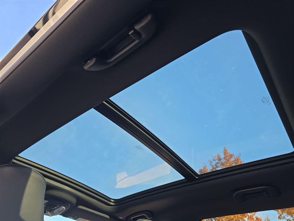 new 2026 Jeep Compass car, priced at $33,418