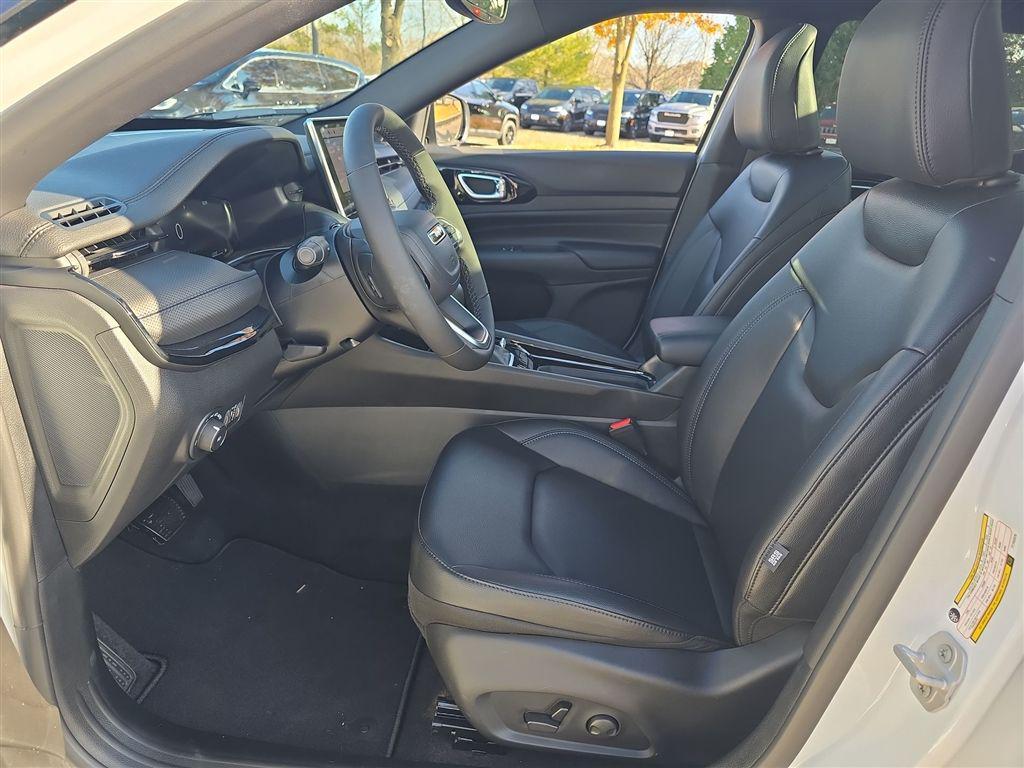 new 2026 Jeep Compass car, priced at $33,418