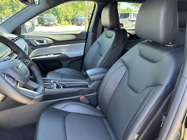 new 2025 Jeep Compass car, priced at $32,122