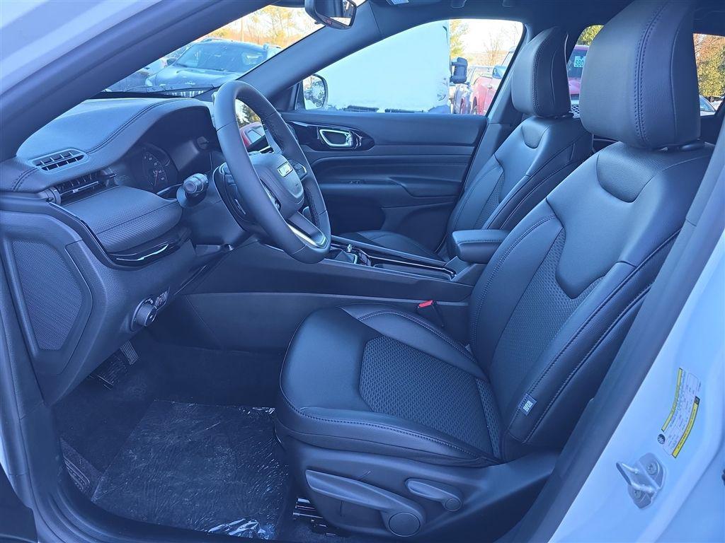 new 2026 Jeep Compass car, priced at $30,077