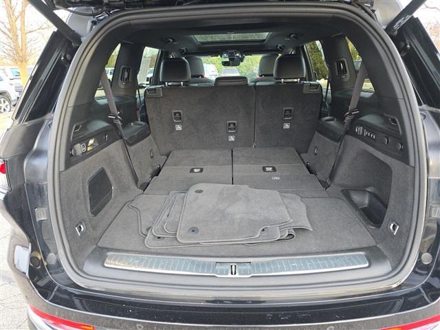 used 2022 Jeep Grand Cherokee L car, priced at $32,990