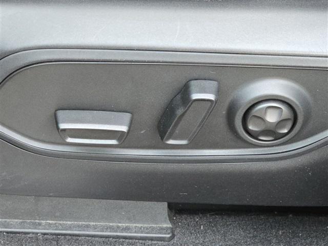 used 2022 Jeep Grand Cherokee L car, priced at $32,990