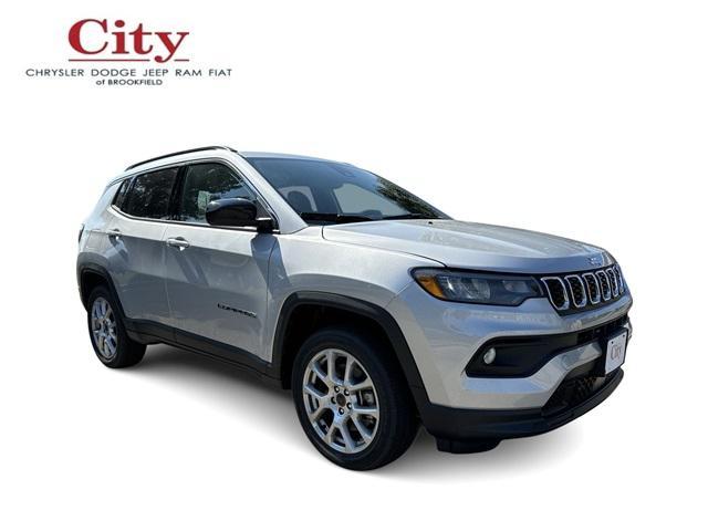 new 2025 Jeep Compass car, priced at $32,622