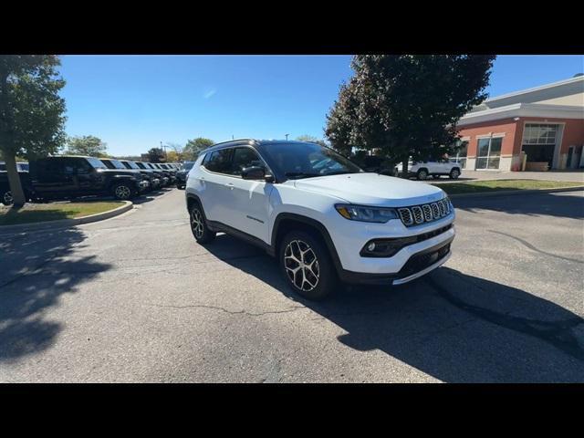 new 2024 Jeep Compass car, priced at $29,340