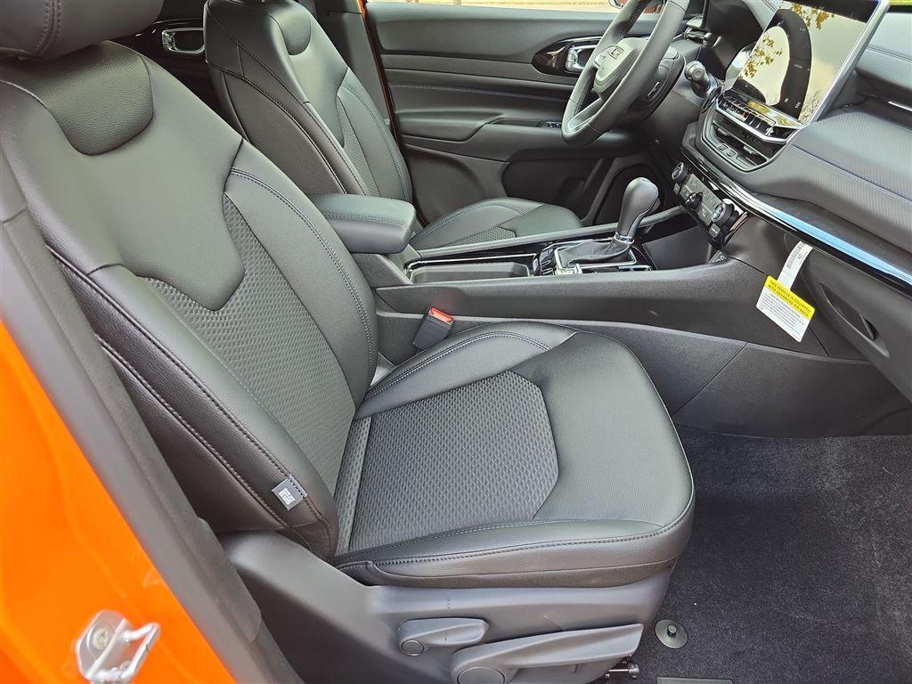 new 2026 Jeep Compass car, priced at $30,235