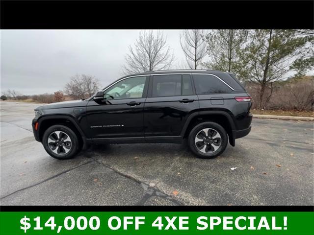 new 2024 Jeep Grand Cherokee 4xe car, priced at $52,446