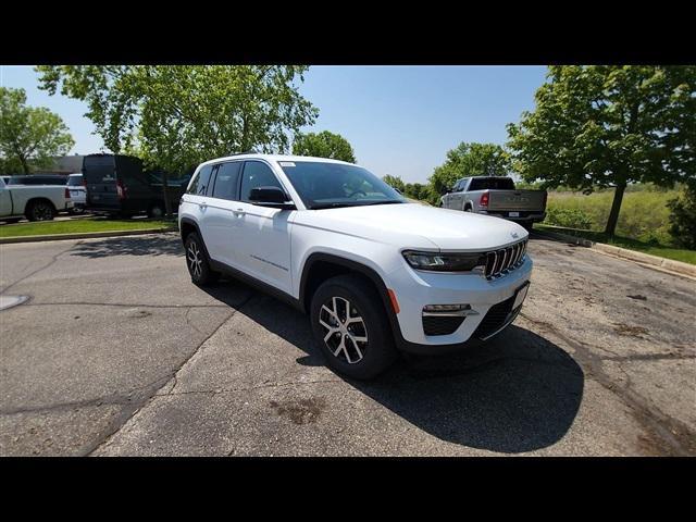 new 2024 Jeep Grand Cherokee car, priced at $43,703