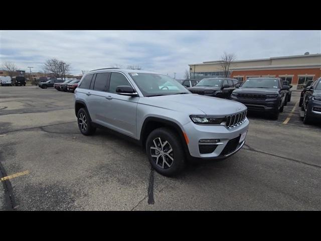 new 2025 Jeep Grand Cherokee car, priced at $47,334