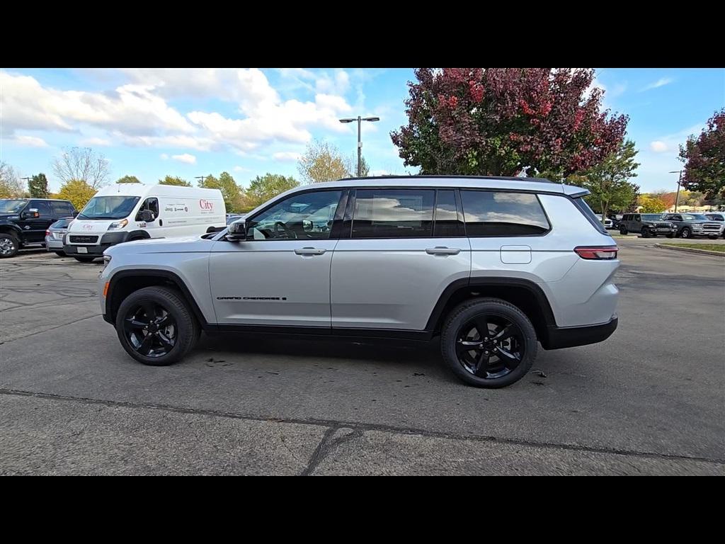 new 2025 Jeep Grand Cherokee L car, priced at $55,609