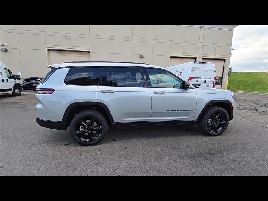 new 2025 Jeep Grand Cherokee L car, priced at $55,609