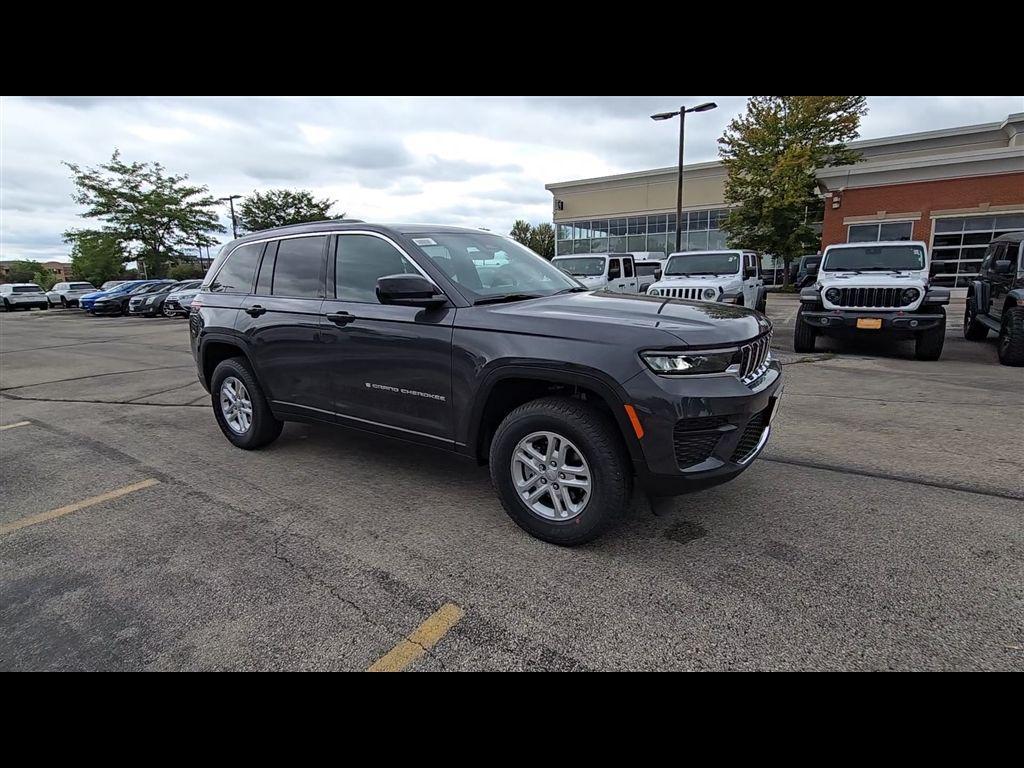new 2025 Jeep Grand Cherokee car, priced at $35,550