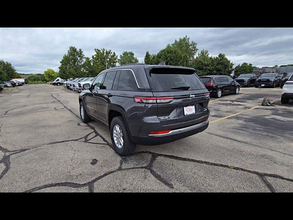 new 2025 Jeep Grand Cherokee car, priced at $35,550
