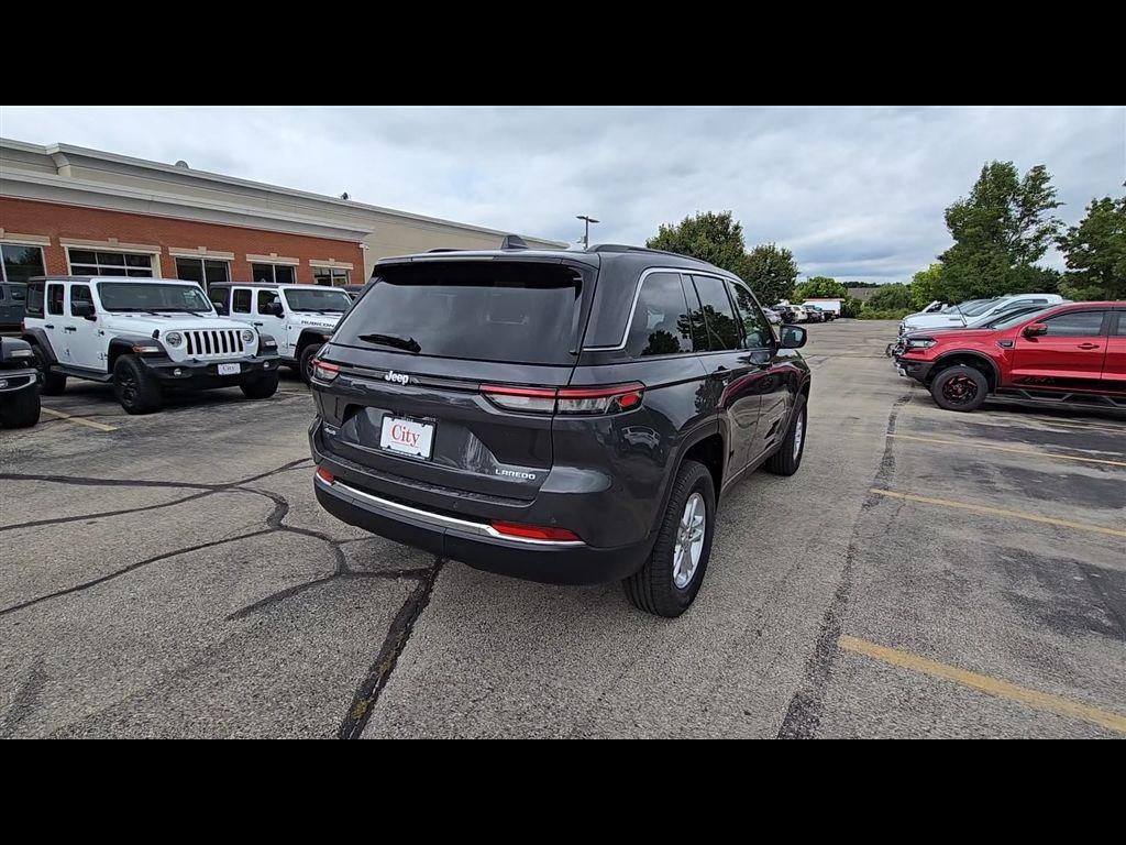 new 2025 Jeep Grand Cherokee car, priced at $35,550