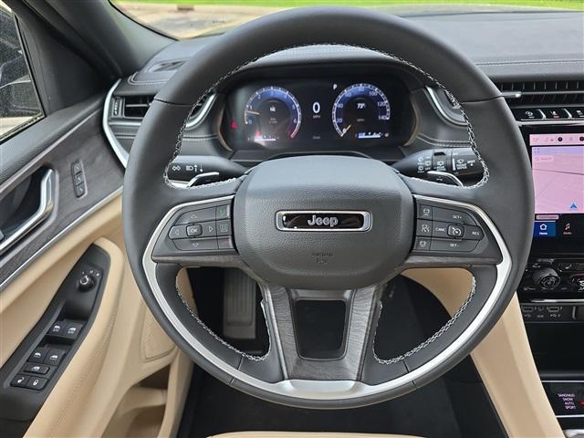 new 2025 Jeep Grand Cherokee car, priced at $40,773