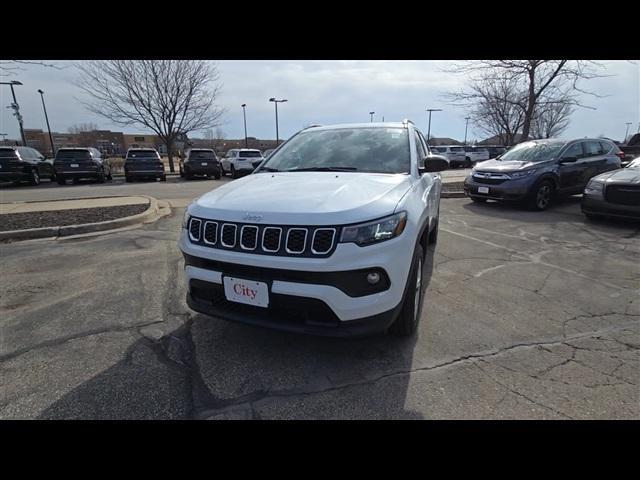 new 2025 Jeep Compass car, priced at $32,575