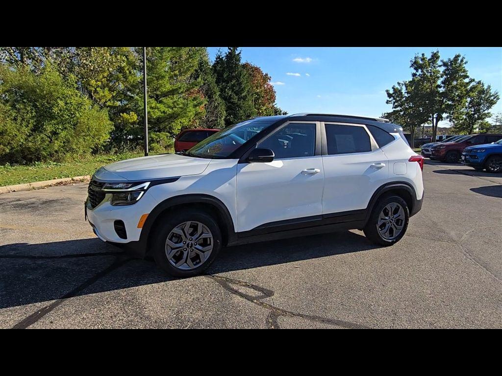 used 2024 Kia Seltos car, priced at $19,450