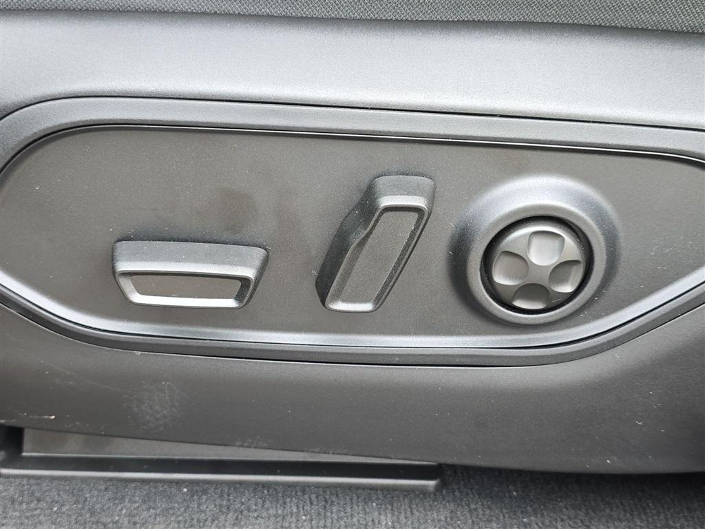 new 2025 Jeep Grand Cherokee L car, priced at $49,980