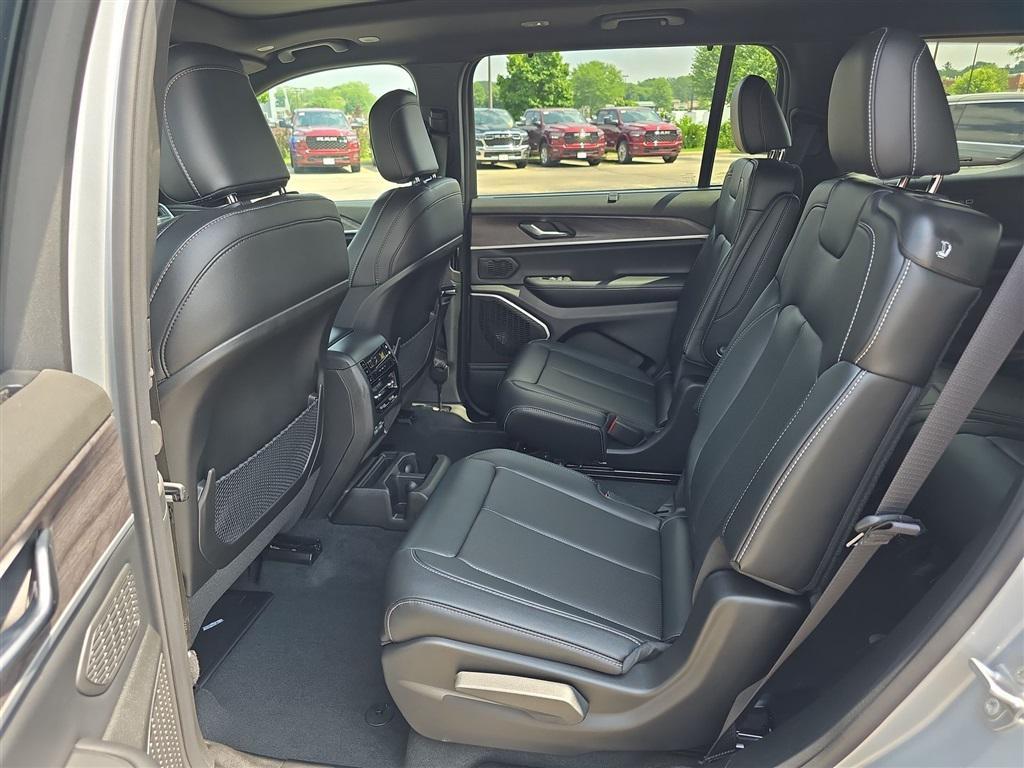 new 2025 Jeep Grand Cherokee L car, priced at $51,188