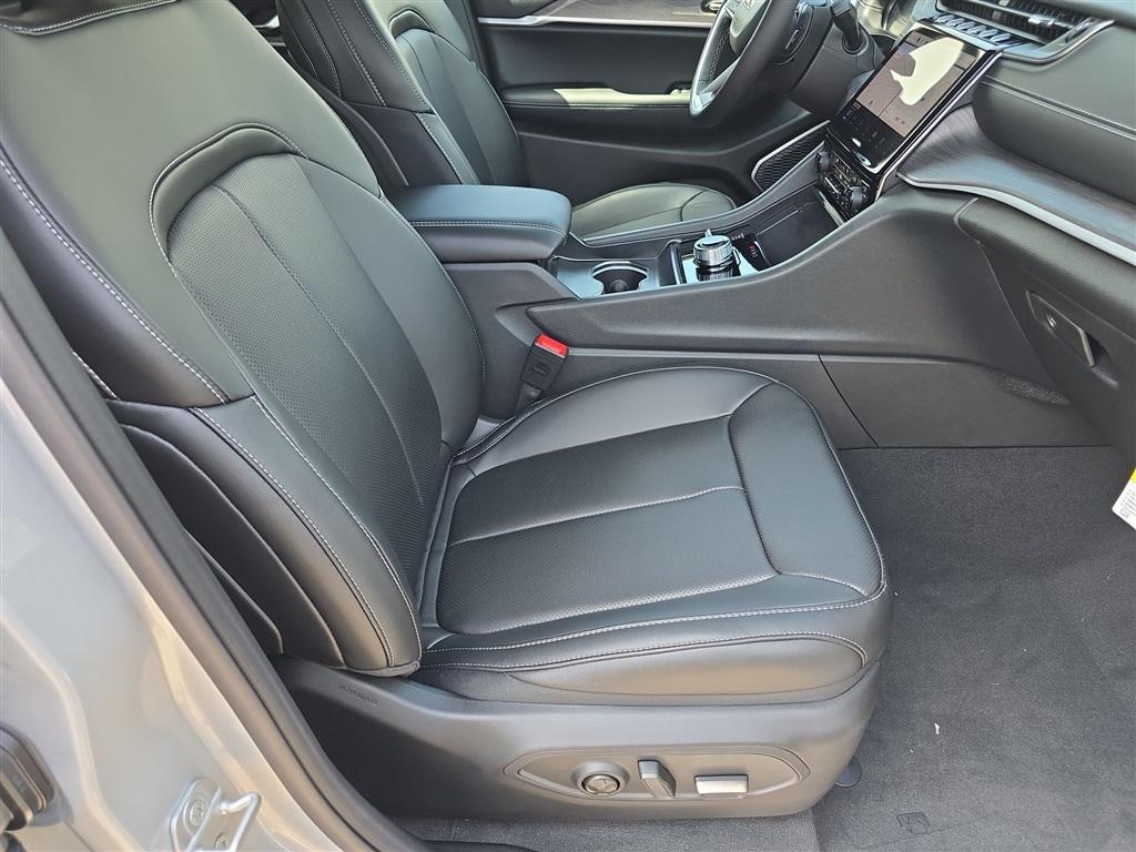 new 2025 Jeep Grand Cherokee L car, priced at $51,188