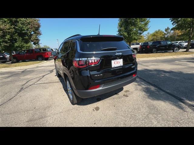 new 2025 Jeep Compass car, priced at $32,622