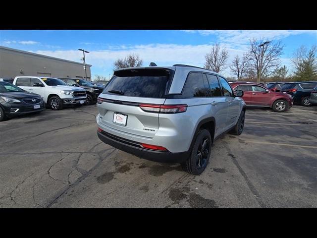 new 2025 Jeep Grand Cherokee car, priced at $49,537