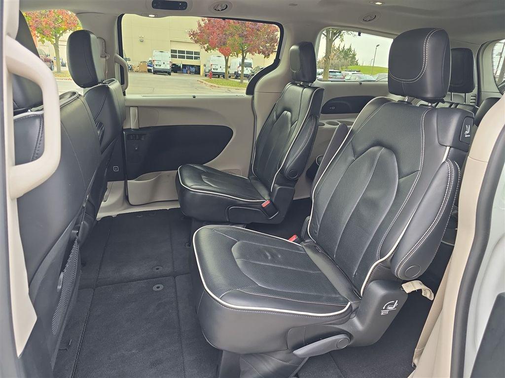 used 2023 Chrysler Pacifica car, priced at $27,360