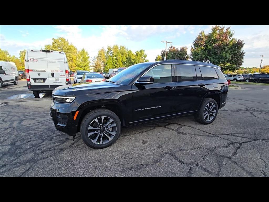 new 2025 Jeep Grand Cherokee L car, priced at $61,636