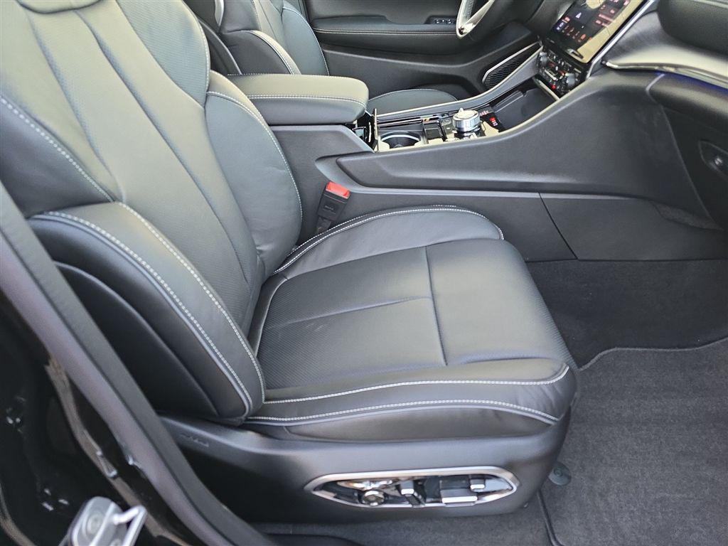 new 2025 Jeep Grand Cherokee L car, priced at $60,456